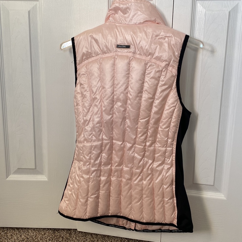 Calvin Klein performance vest - Picture 4 of 6